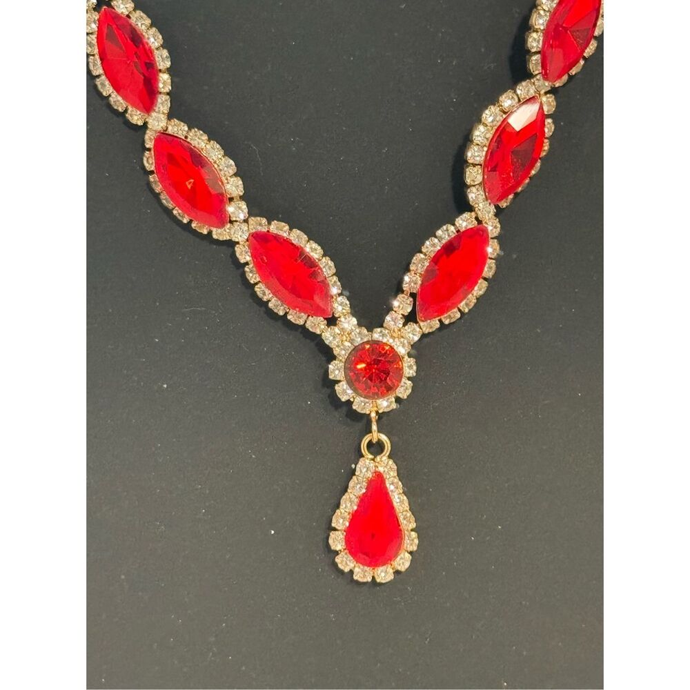 nOir Jewelry 3- Piece Red Crystal Yellow Gold Gold Necklace Chain Jewelry Set - Picture 11 of 11